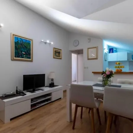Kono - One-bedroom With Patio And Sea View - Marka Gjaje Street Apartamento Dubrovnik